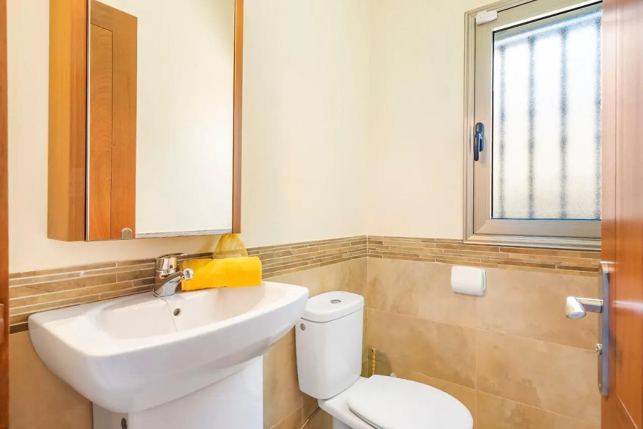 Torviscas Sunset Villa 4 Rooms & Private Jacuzzi Costa Adeje  0*, Costa Adeje (Tenerife)