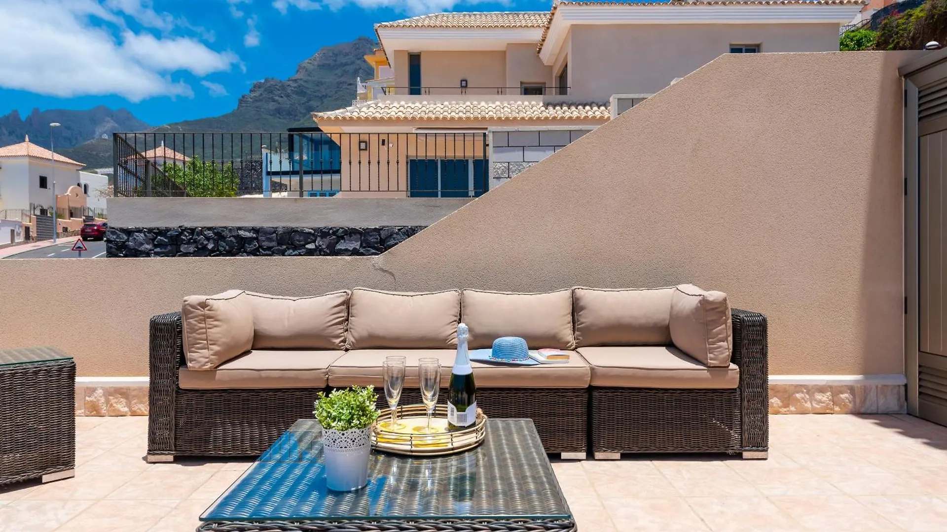 Torviscas Sunset Villa 4 Rooms & Private Jacuzzi Costa Adeje  0*, Costa Adeje (Tenerife) Spain