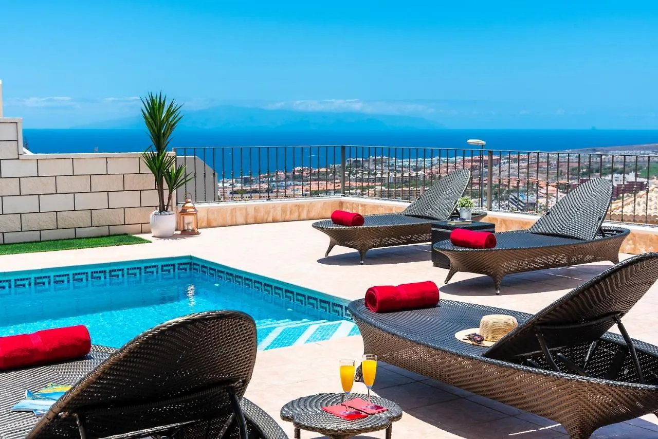 Torviscas Sunset Villa 4 Rooms & Private Jacuzzi Costa Adeje  Costa Adeje (Tenerife)
