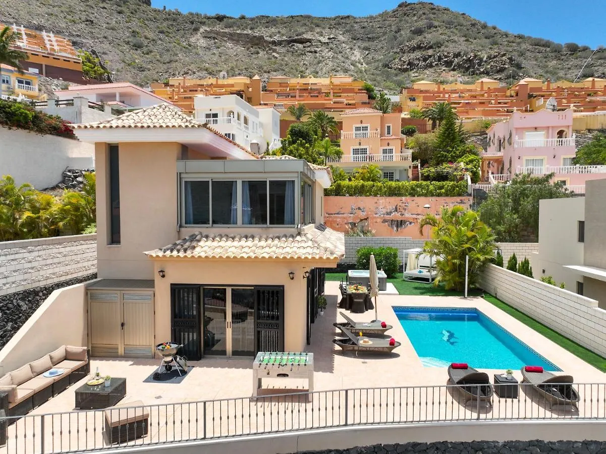 Torviscas Sunset Villa 4 Rooms & Private Jacuzzi Costa Adeje  0*, Costa Adeje (Tenerife)